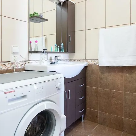 1 Bedroom In Paraiso Del Sur, Pp/52 *